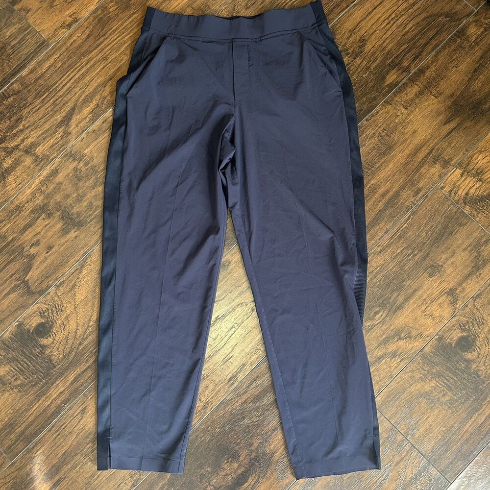 Athleta Brooklyn Ankle Pant in Navy Blue Women's Size 8 Tapered Pull On Pockets